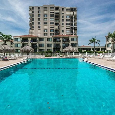Palma Dont Worry Beach Happy On Isla Del Sol St. Petersburg Exterior foto